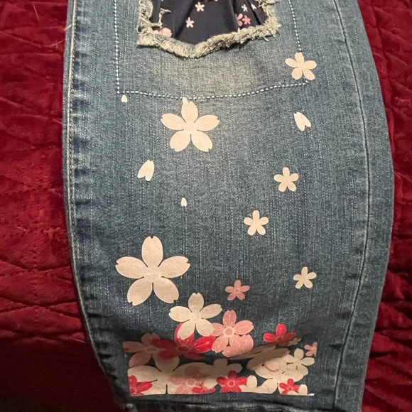 Women’s flower inlay jeans XXL - Picture 2 of 5